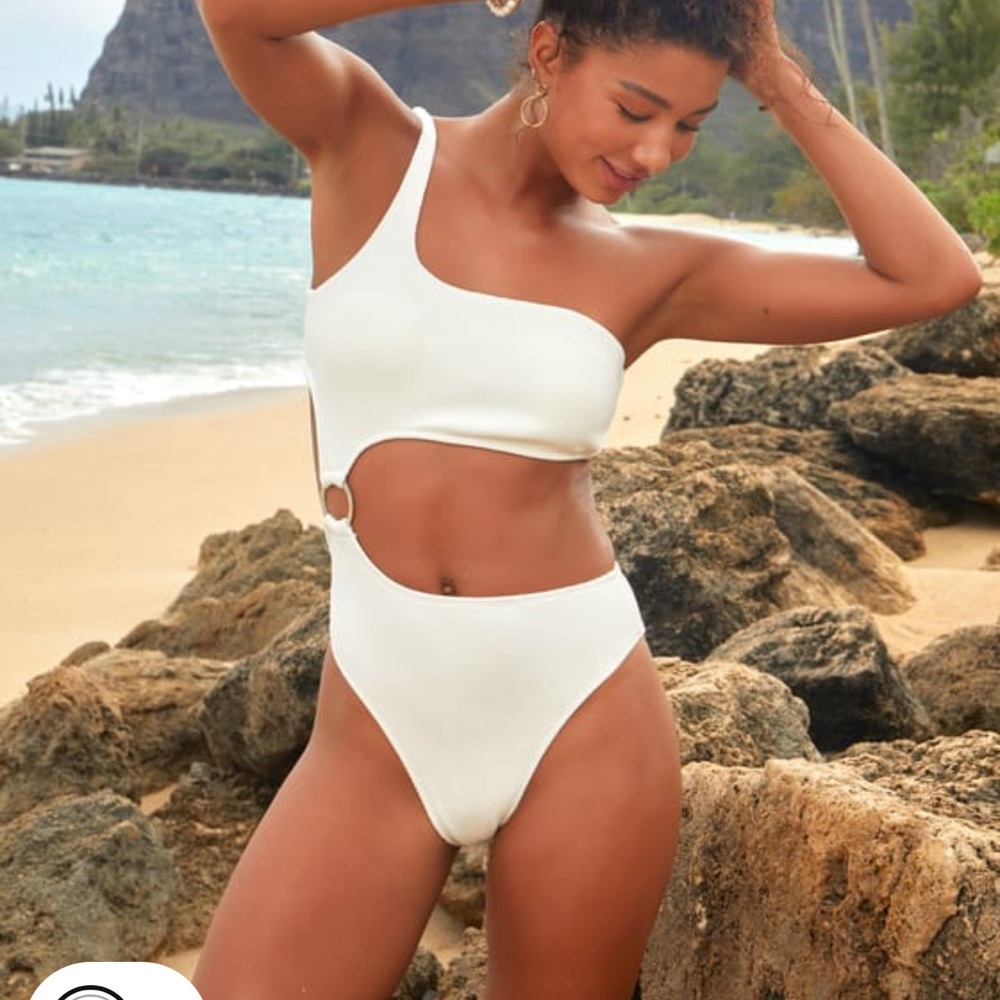 Lulus‎ Bathing Suit